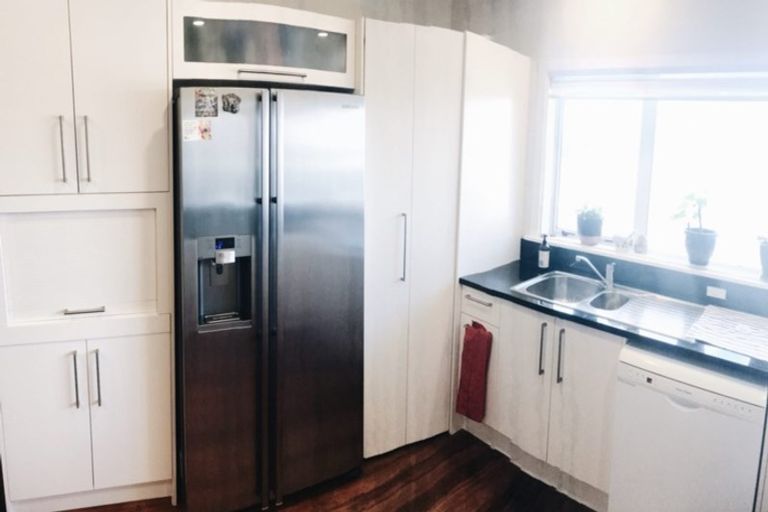 Photo of property in 166 Ridge Road, Howick, Auckland, 2014