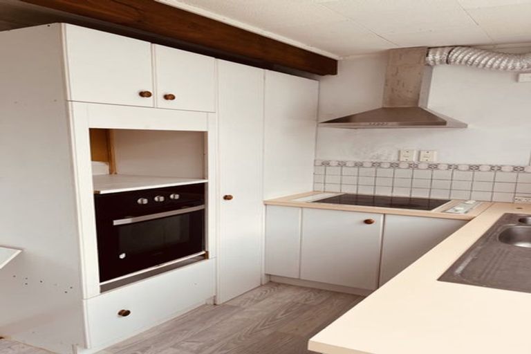 Photo of property in 8b Milton Road, Papatoetoe, Auckland, 2024