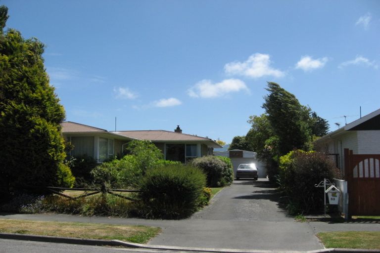 Photo of property in 33 Fenhall Street, Russley, Christchurch, 8042