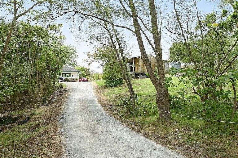 Photo of property in 87 Settlement Road, Kaiwaka, 0573