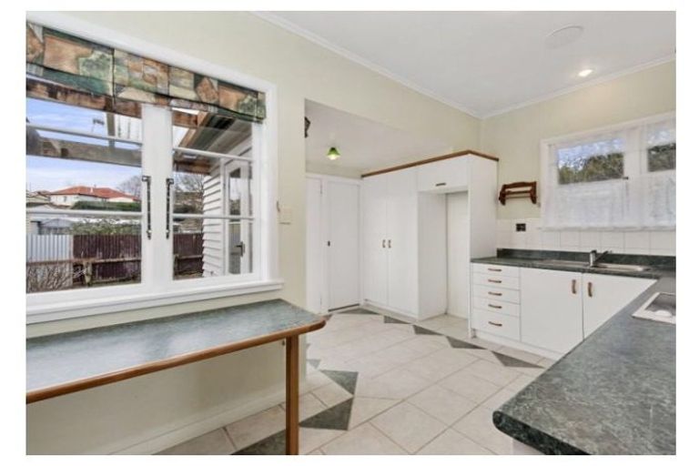 Photo of property in 24 Plunket Terrace, Hamilton East, Hamilton, 3216