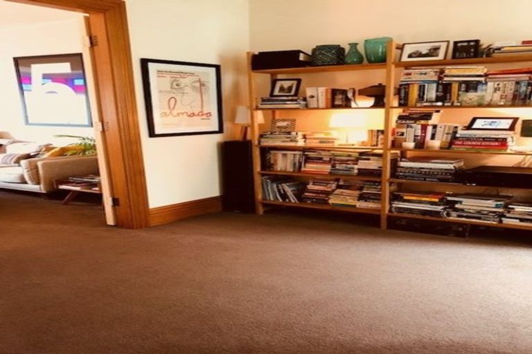 Photo of property in 74 Ellice Street, Mount Victoria, Wellington, 6011