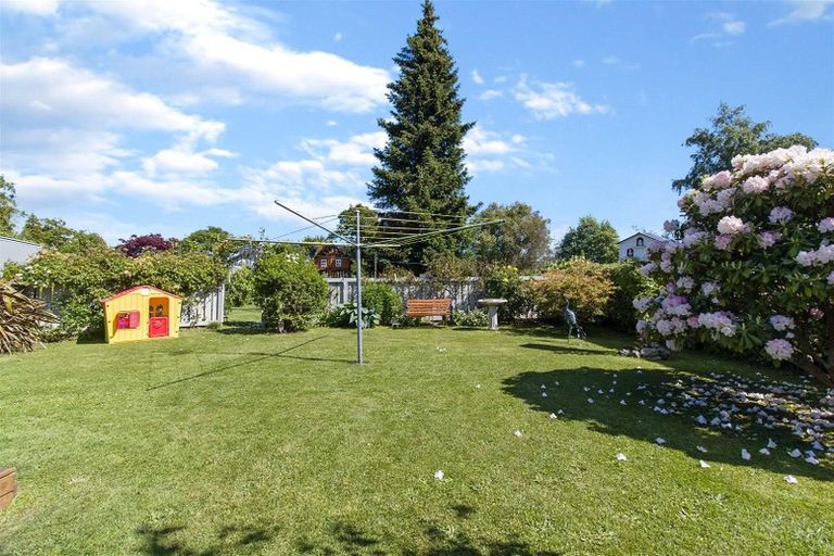 Photo of property in 10 Herbert Street, Waimate, 7924