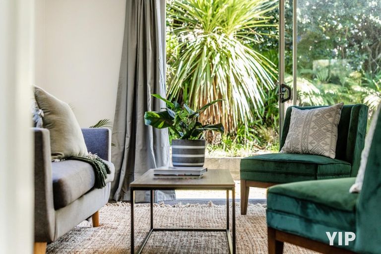 Photo of property in 16b Glen Alton Avenue, Paparangi, Wellington, 6037