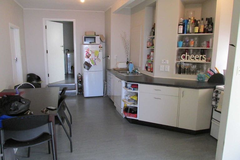 Photo of property in 15 Hankey Street, Mount Cook, Wellington, 6011