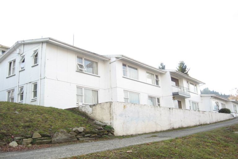 Photo of property in 142 Park Street, Queenstown, 9300