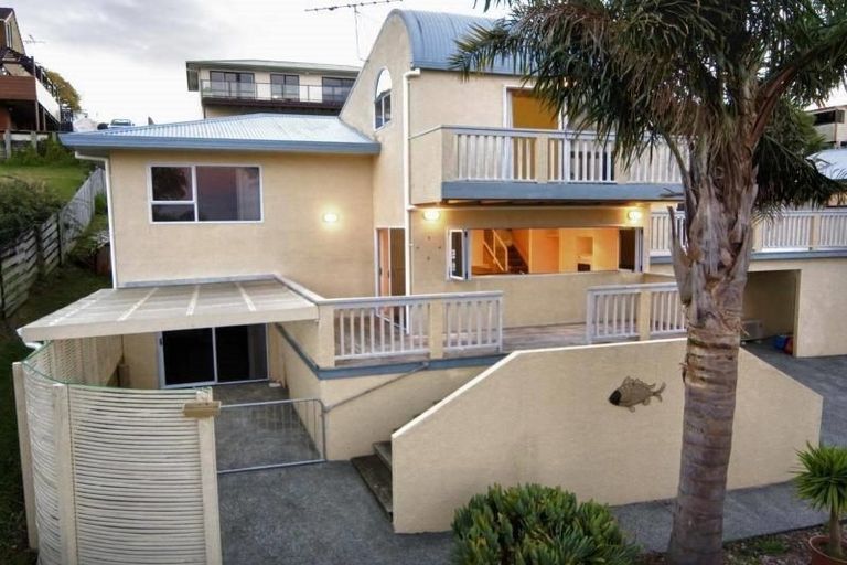 Photo of property in 20 Merehai Place, Snells Beach, 0920