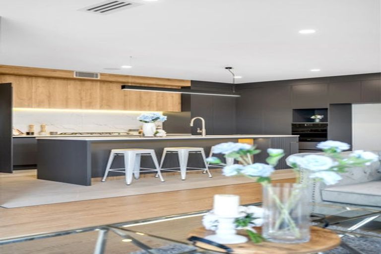 Photo of property in 72 Koromeke Street, Flat Bush, Auckland, 2019