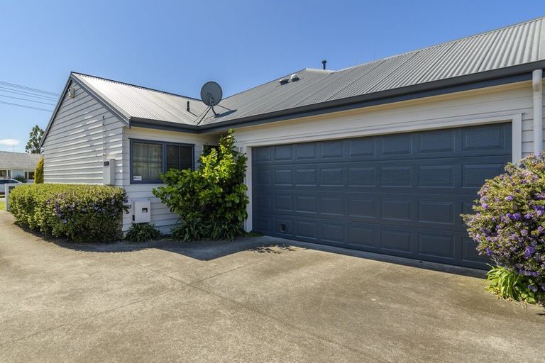 Photo of property in 480a Devonport Road, Tauranga South, Tauranga, 3112