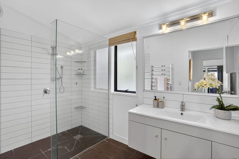 Photo of property in 73 Willjames Avenue, Algies Bay, Warkworth, 0920