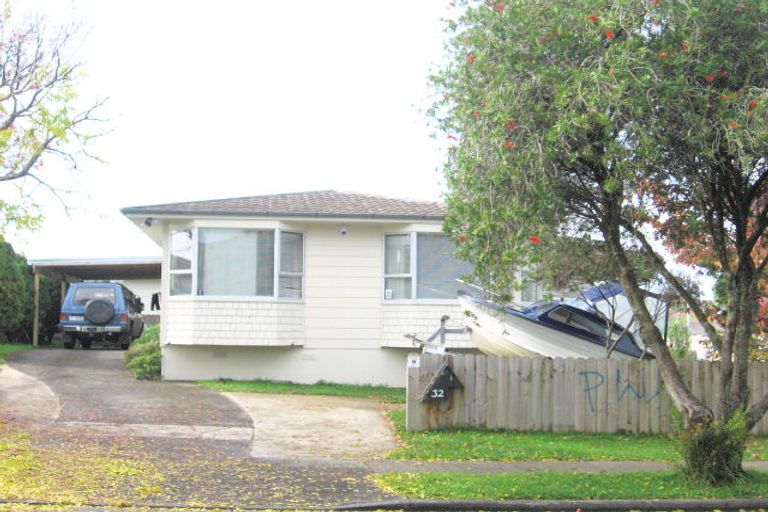 Photo of property in 32 Blanche Way, Half Moon Bay, Auckland, 2012