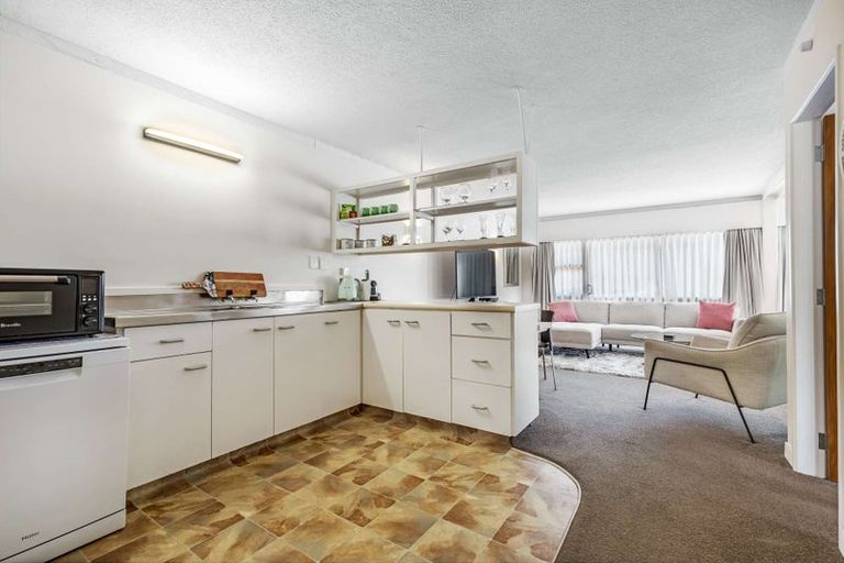 Photo of property in 1055 Pukaki Street, Rotorua, 3010