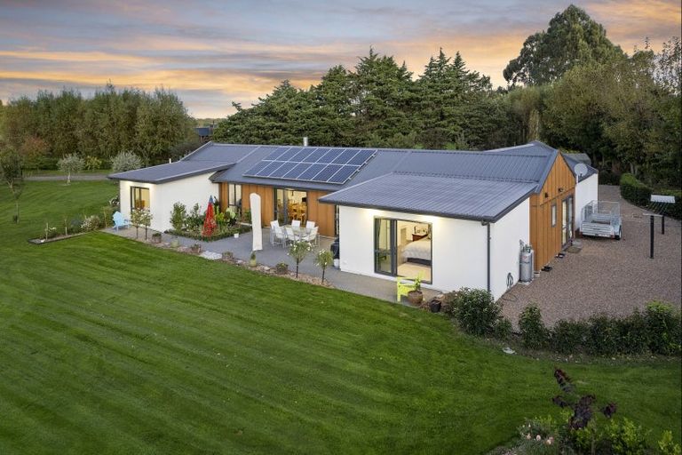 Photo of property in 6 Hallfield Drive, Ohoka, Kaiapoi, 7692