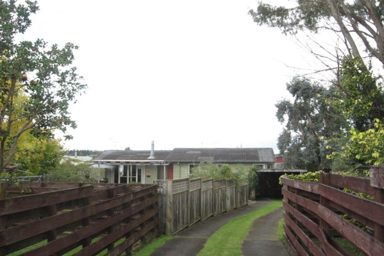 Photo of property in 8 Cheam Place, Pakuranga Heights, Auckland, 2010