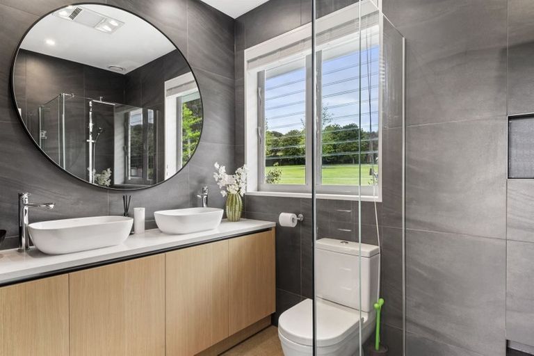 Photo of property in 40 Rautahi Terrace, Redvale, Albany, 0792