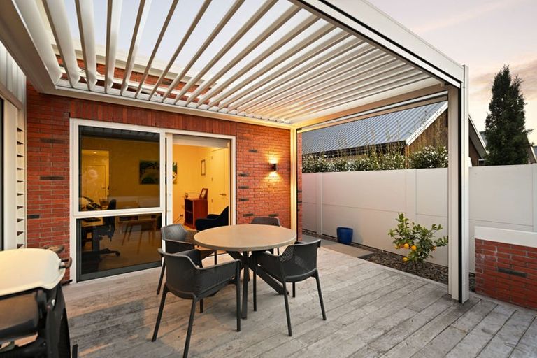 Photo of property in 8 Taylor Street, Cambridge, 3434