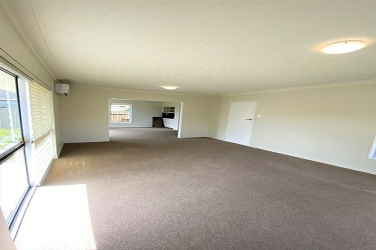 Photo of property in 26 Ansonby Street, Russley, Christchurch, 8042