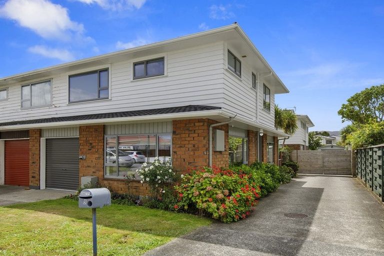 Photo of property in 9 Pilmuir Street, Hutt Central, Lower Hutt, 5010