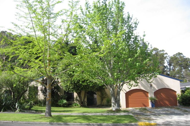 Photo of property in 35 Sunvale Crescent, Whataupoko, Gisborne, 4010