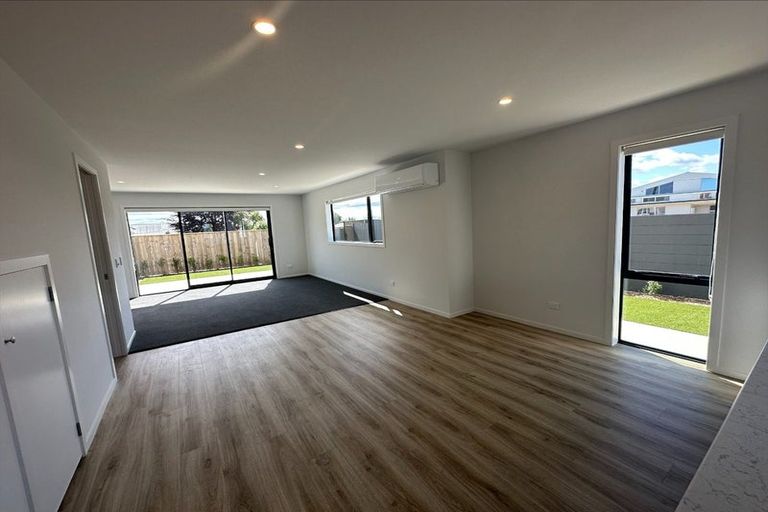 Photo of property in 73 Pipi Place, Levin, 5510