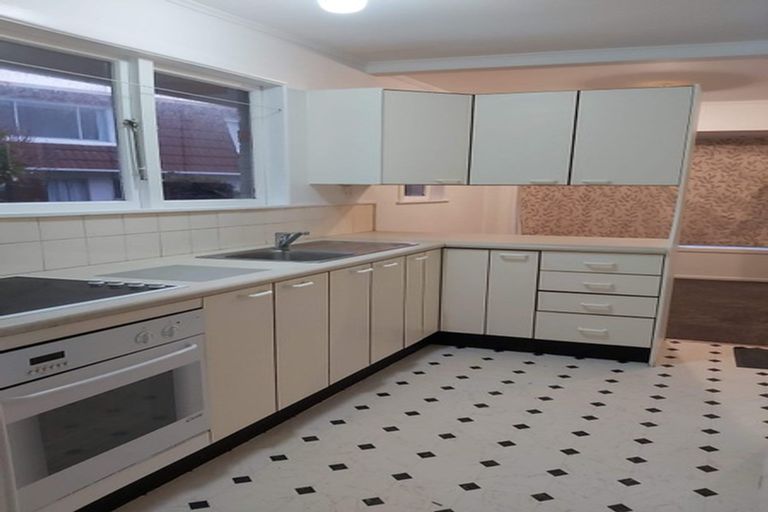 Photo of property in 4b Wainui Road, Waiwhetu, Lower Hutt, 5010