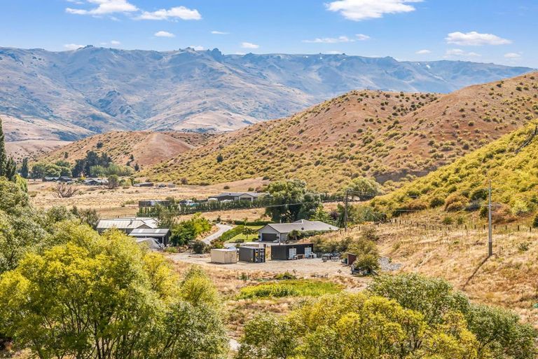 Photo of property in 20a Sugarloaf Drive, Mount Pisa, Cromwell, 9384