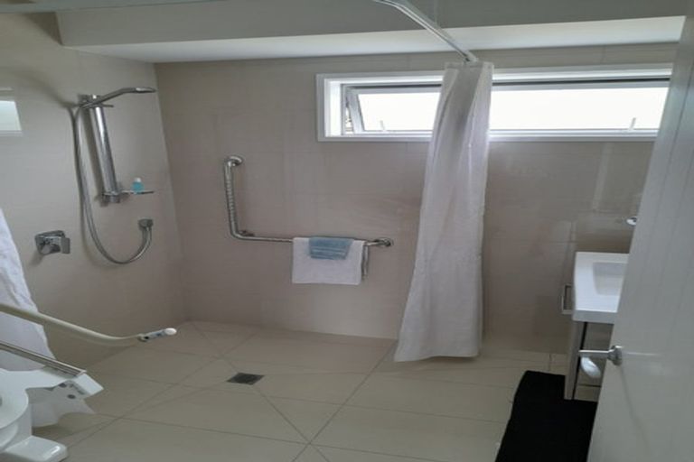 Photo of property in 20 Roseberry Place, Whitianga, 3510