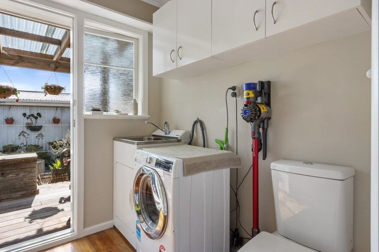 Photo of property in 56 James Foley Avenue, Pirimai, Napier, 4112