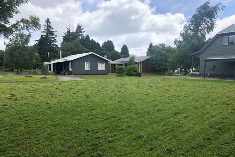 Photo of property in 2 Alpine Way, Ohakune, 4625