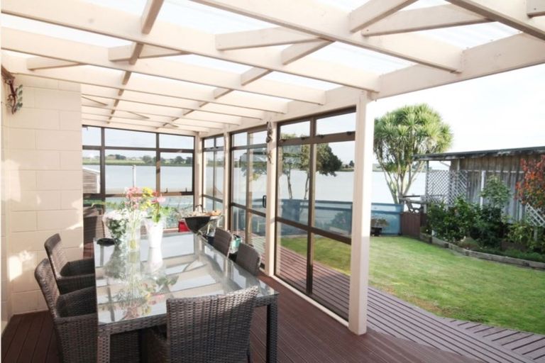 Photo of property in 563 Weymouth Road, Weymouth, Auckland, 2103