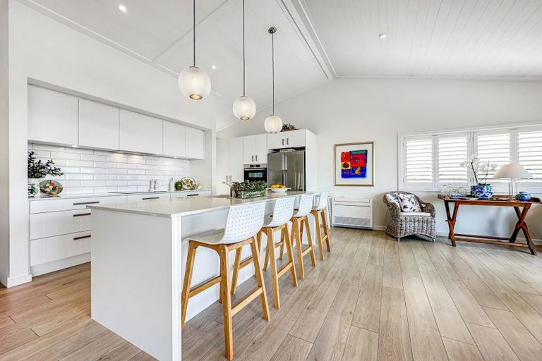 Photo of property in 97 Highland Drive, Acacia Bay, Taupo, 3385