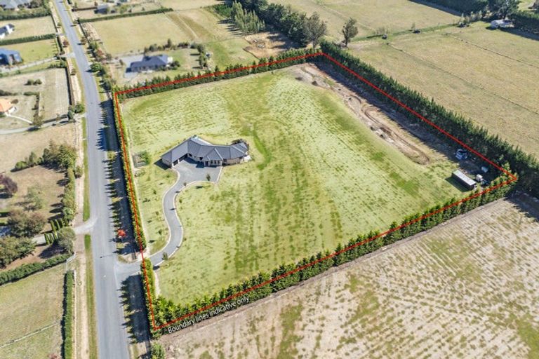 Photo of property in 35 Crozier Drive, Kirwee, Darfield, 7571