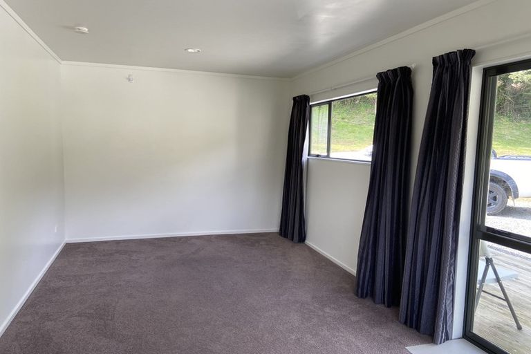 Photo of property in 25 Seaview Crescent, Picton, 7220