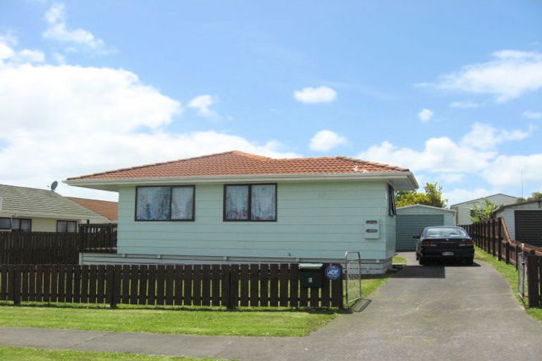 Photo of property in 5 Brava Place, Clendon Park, Auckland, 2103