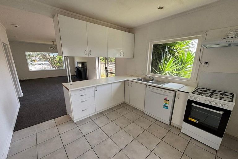 Photo of property in 29 Tennessee Avenue, Mangere East, Auckland, 2024