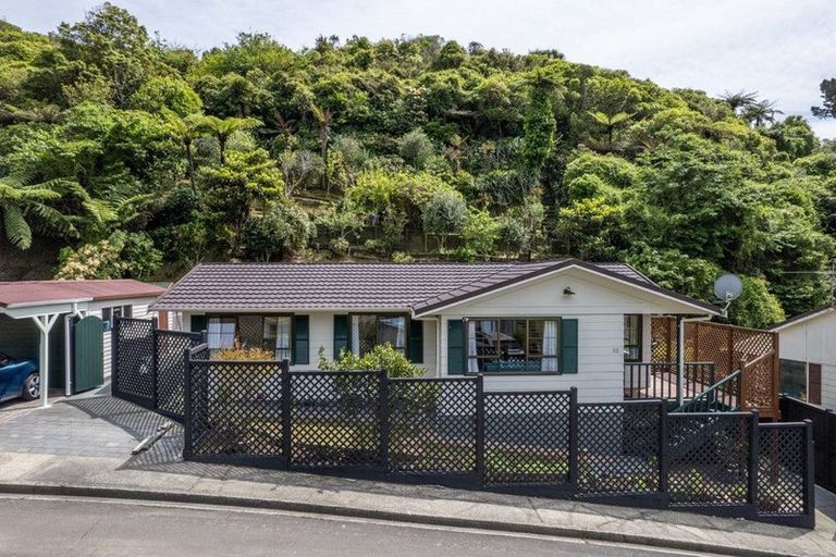 Photo of property in 52 Hathaway Avenue, Karori, Wellington, 6012
