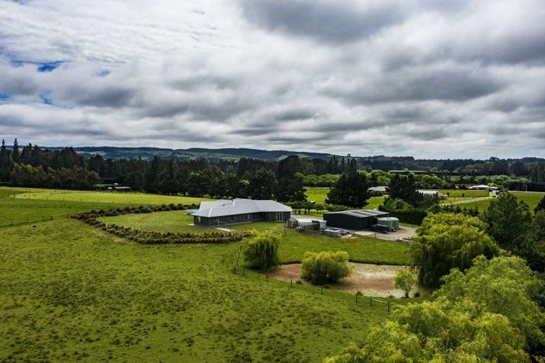 Photo of property in 61 Loburn Whiterock Road, Loburn, Rangiora, 7472