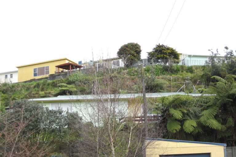 Photo of property in 56 Seaview Road, Marfell, New Plymouth, 4310