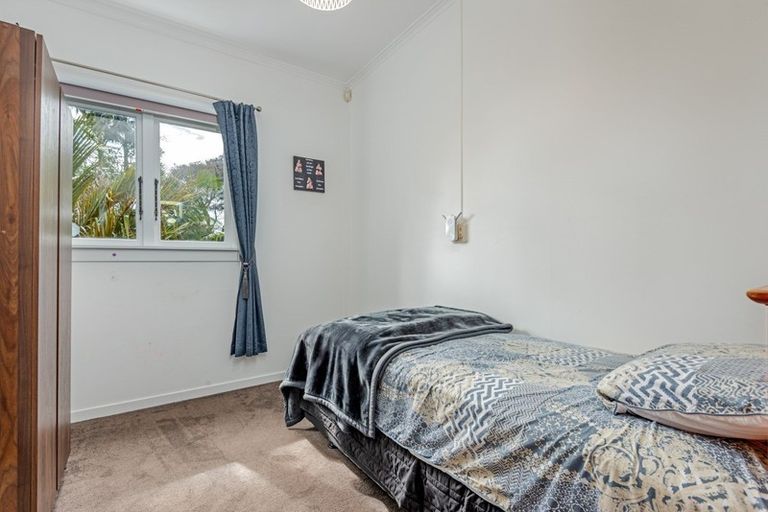 Photo of property in 37 Burns Avenue, Takaro, Palmerston North, 4412