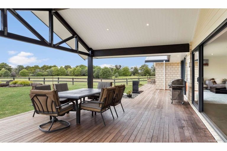 Photo of property in 109 Waitotara Drive, Waipapa, 0230