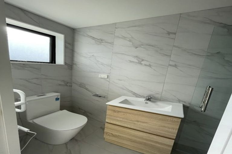 Photo of property in 19a Poruru Close, Papakura, 2110