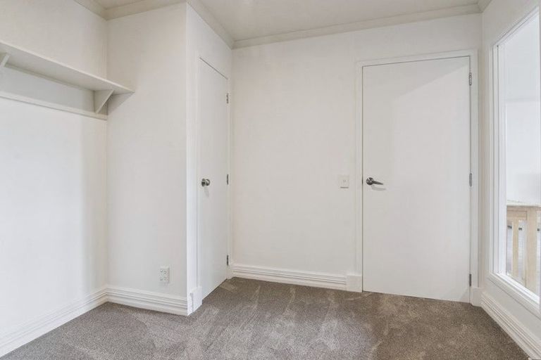 Photo of property in 2c/7-11 Bute Road, Browns Bay, Auckland, 0630