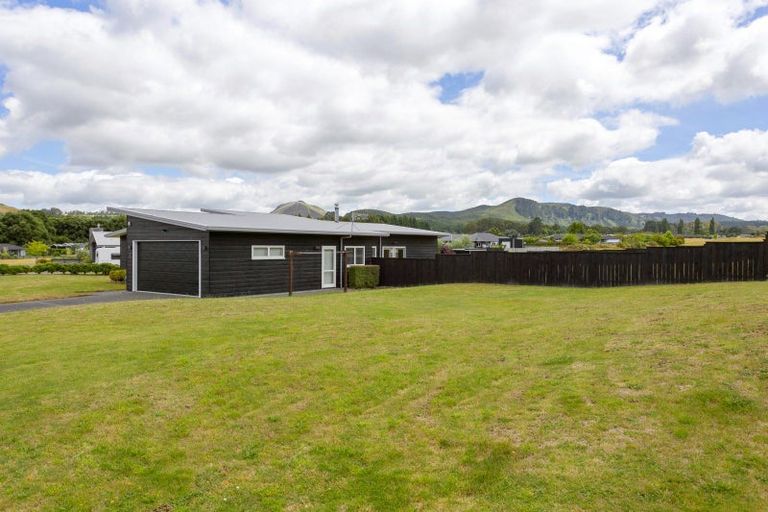 Photo of property in 2/500 Kinloch Road, Kinloch, Taupo, 3377