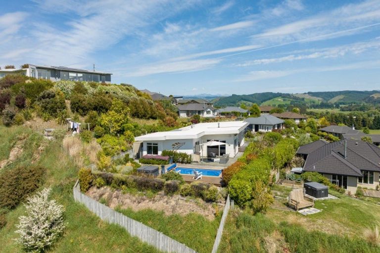 Photo of property in 23 Katania Heights, Brightwater, 7022