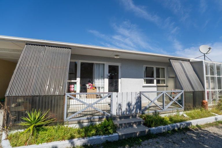 Photo of property in 2/23 Kipling Crescent, Stoke, Nelson, 7011