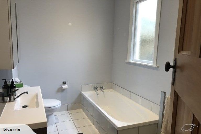 Photo of property in 19 Alan Street, Palmerston North, 4414