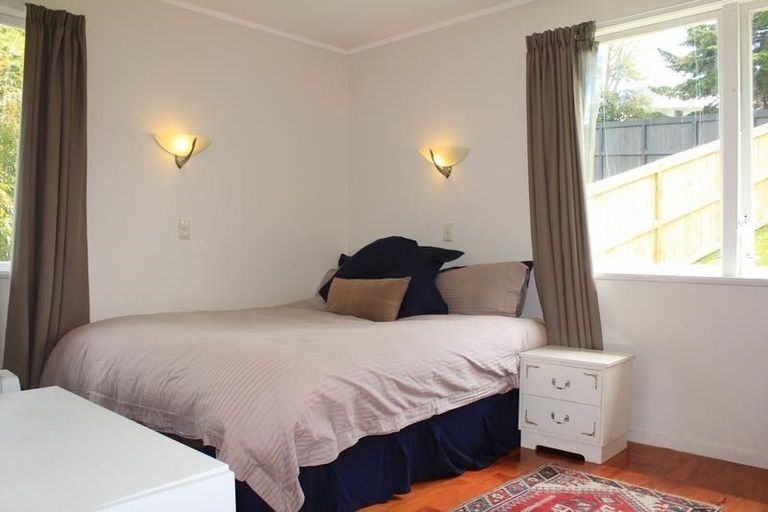 Photo of property in 5 Mcphail Street, Birkdale, Auckland, 0626