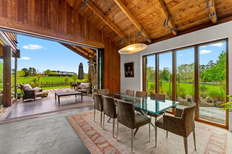 Photo of property in 42 Dysart Lane, Kumeu, 0891