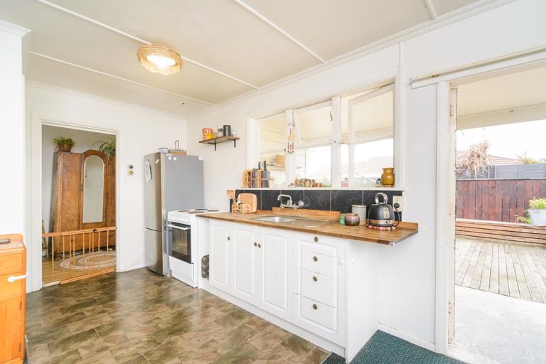 Photo of property in 42 Pascal Street, Palmerston North, 4410