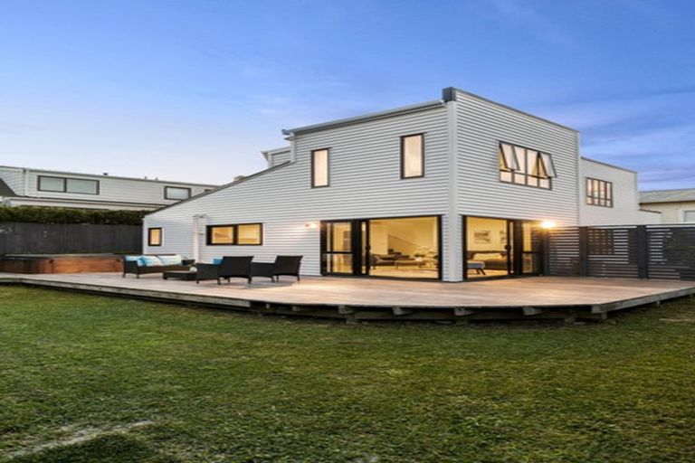 Photo of property in 8 Euston Road, Sandringham, Auckland, 1025